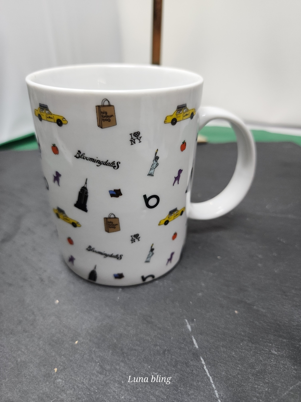 Bloomingdale's White New York Icon Mug